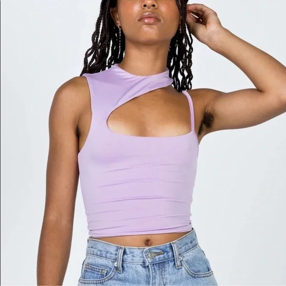 Princess Polly Asymmetrical Crop Top - Picture 4 of 5